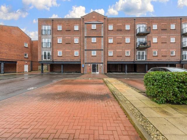 Flat for sale in Lower Walton, Warrington