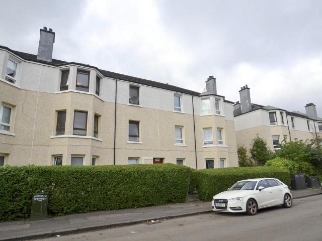 Flat for sale in Govanhill, Glasgow