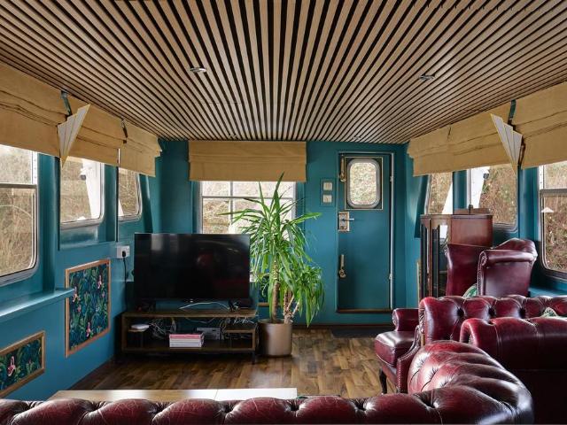 Flat for sale in Penton Park, Runnymede