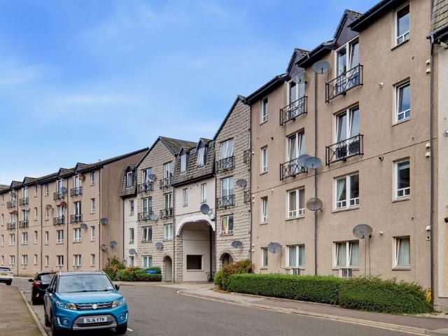 Flat for sale in City Centre, Ballindoch