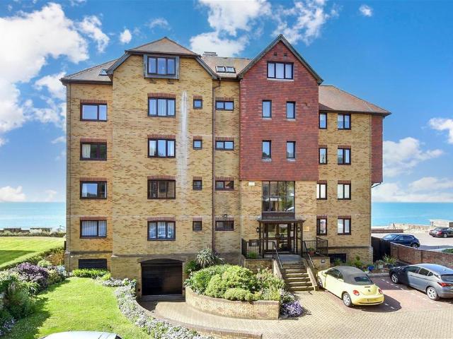 Flat for sale in Folkestone, Golden Valley
