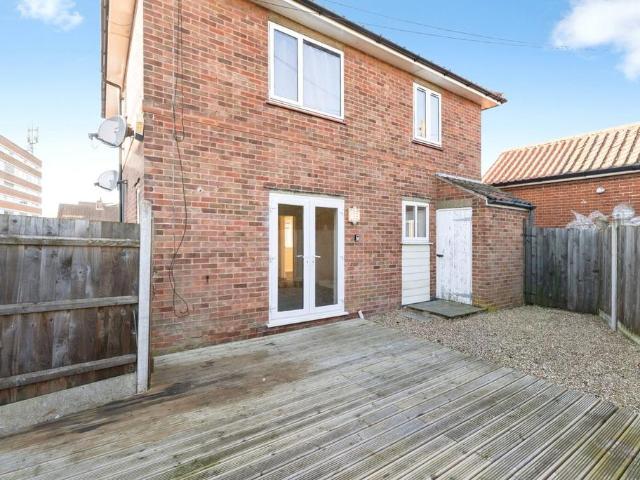 Flat for sale in Comers, Norfolk