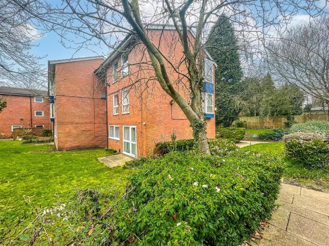 Flat for sale in Knighton, Old Wharf