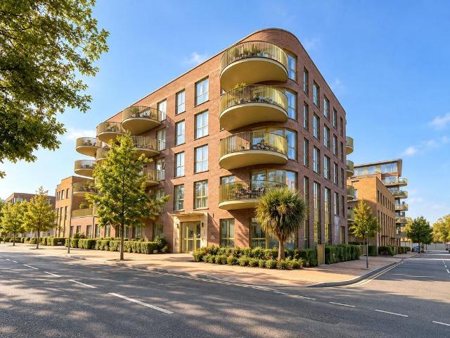 Flat for sale in Kidbrooke Village, Greater London