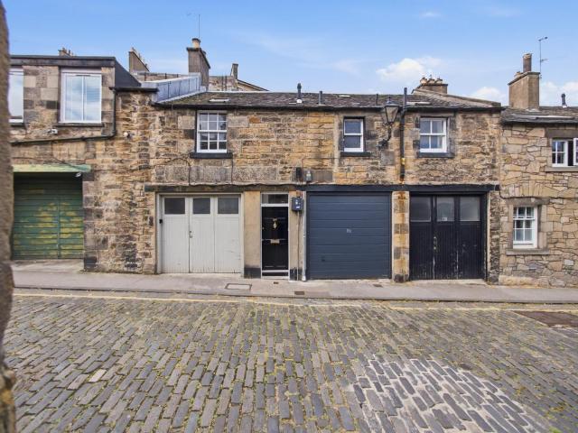 Flat for sale in Silvermills, New Town