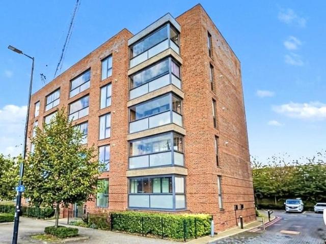 Flat for sale in Troy Town, Rochester