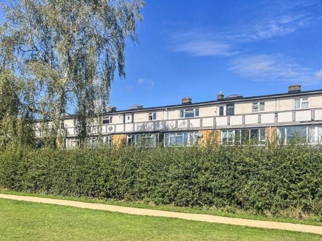 Flat for sale in Prestwood, Buckinghamshire