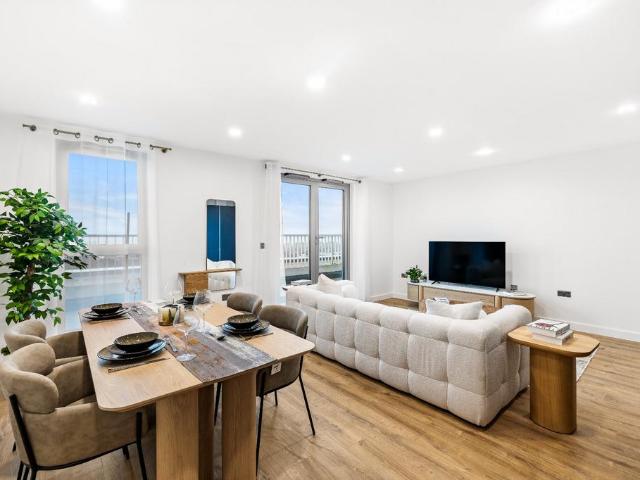 Flat for sale in Brunswick