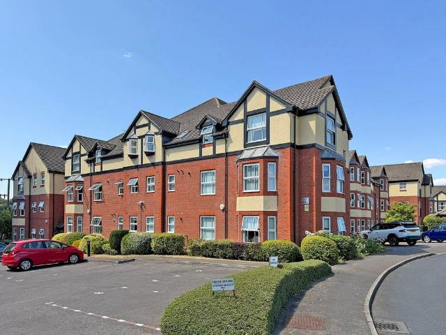 Flat for sale in Great Chatwell, Staffordshire