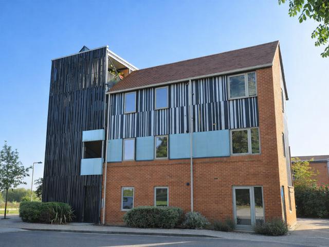 Flat for sale in Harlow, Essex