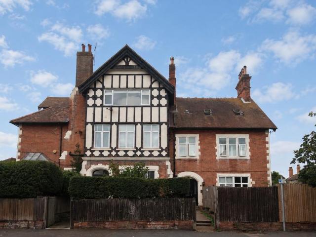 Flat for sale in Morehall, Folkestone and Hythe