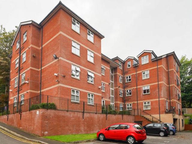Flat for sale in Kersal, Salford