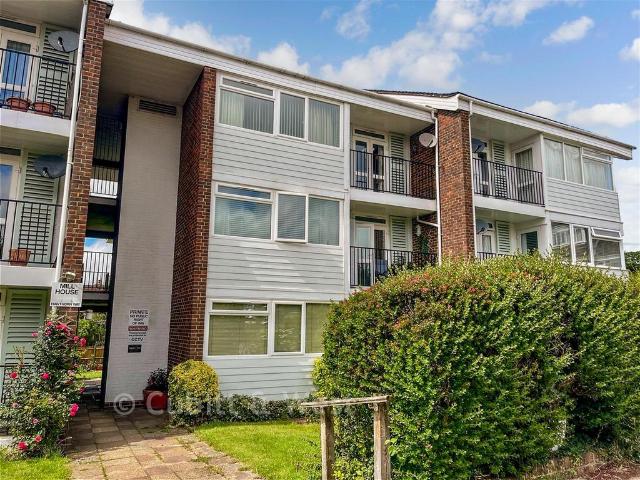 Flat for sale in Storrington and Sullington, Horsham