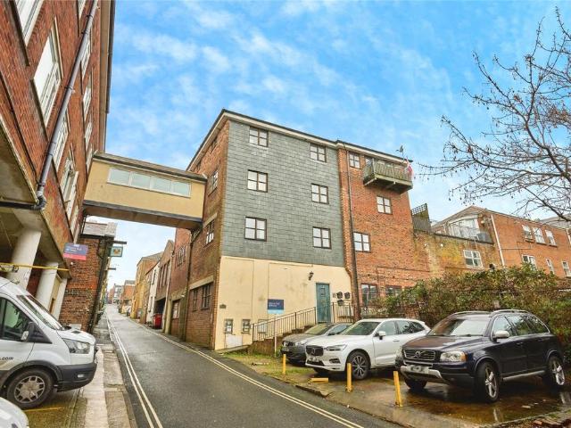 Flat for sale in Pelhamfield, Ryde