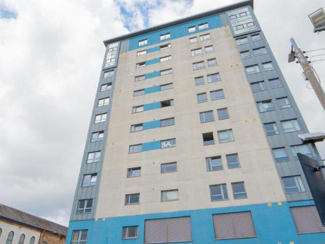 Flat for sale in Sandyford, Scotland