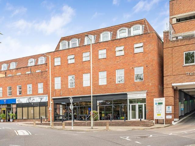 Flat for sale in Welwyn Garden City, Welwyn Hatfield