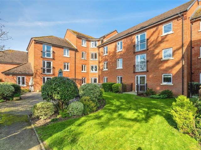 Flat for sale in Chichester, Littlecote