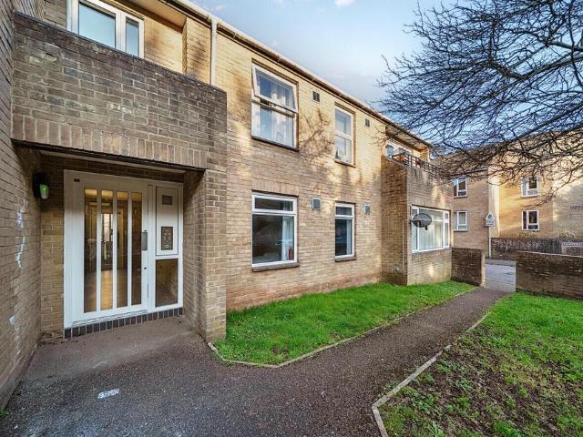 Flat for sale in Firepool, Taunton