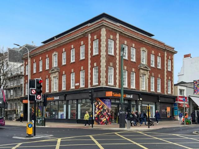 Flat for sale in Queen's Park, Brighton & Hove