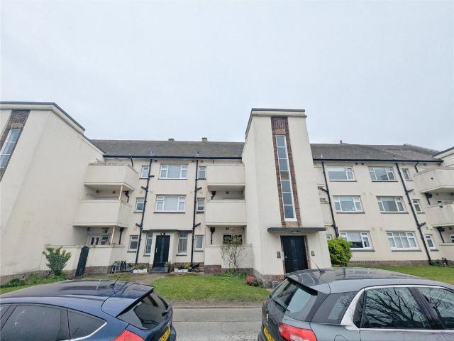 Flat for sale in Great Crosby, Sefton