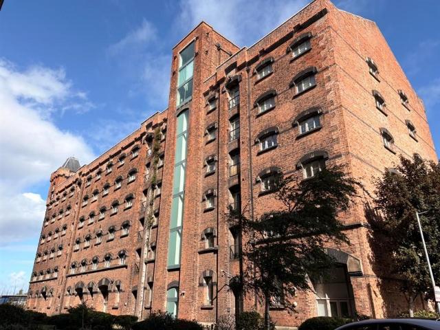 Flat for sale in Birkenhead, Wirral
