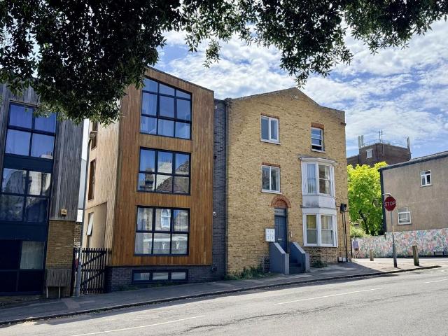 Flat for sale in Cliftonville West, Acol