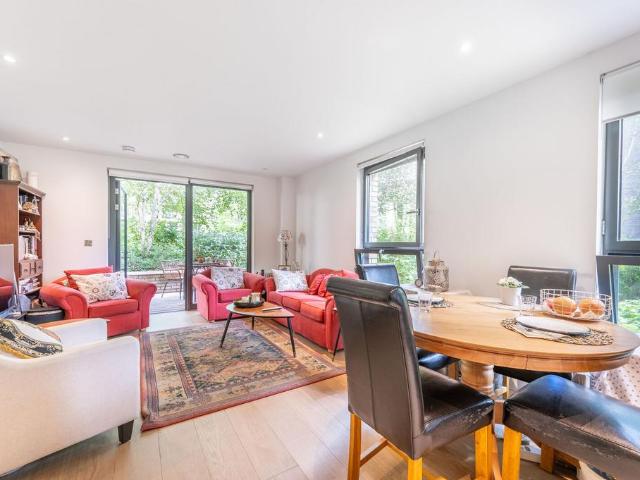 Flat for sale in Greater London