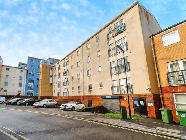 Flat for sale in St Mary's, City Of Southampton