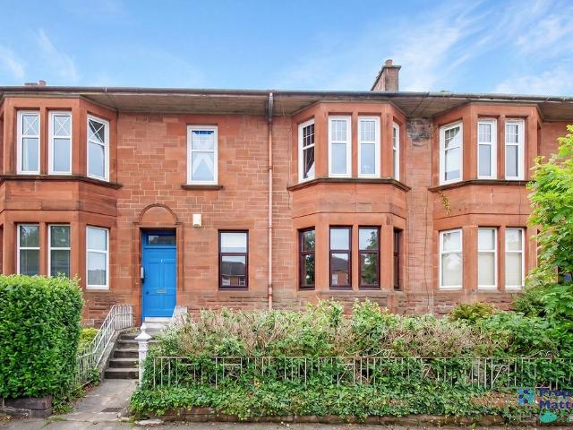 Flat for sale in Townholm, Crookedholm
