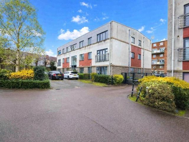 Flat for sale in Smethwick, West Midlands