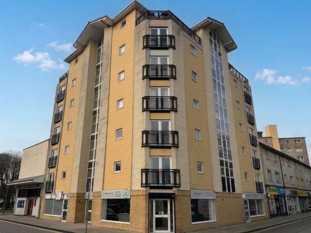 Flat for sale in Skerton, Bare