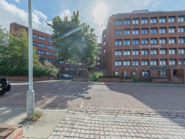 Flat for sale in Goldthorn Hill, West Midlands