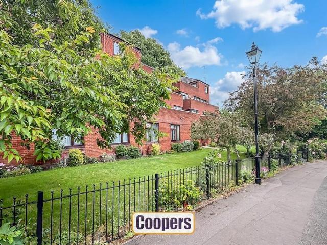 Flat for sale in Spon End, West Midlands