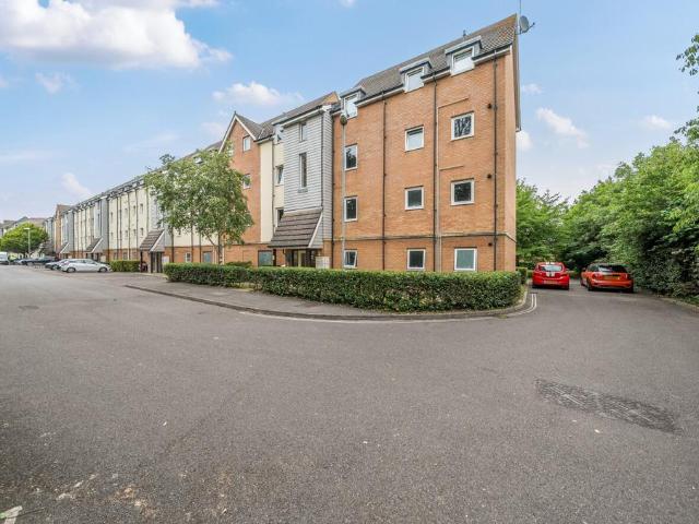 Flat for sale in Hilsea, City Of Portsmouth