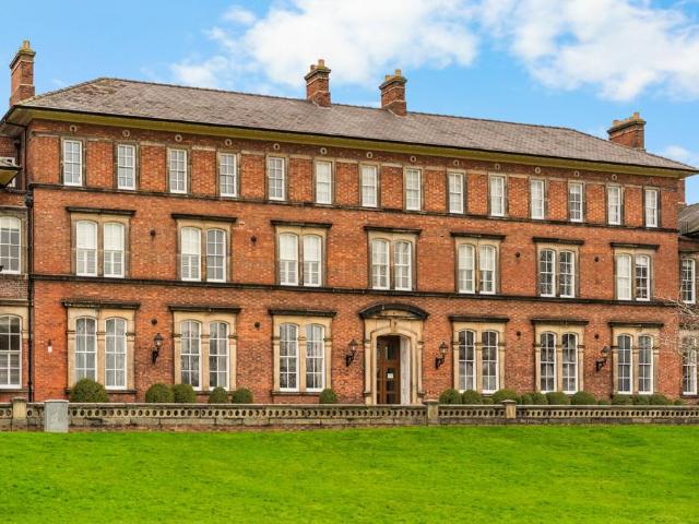 Flat for sale in Ripon, North Yorkshire