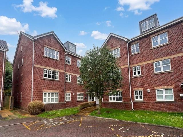 Flat for sale in Salford, Greater Manchester