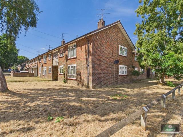 Flat for sale in Glynde, West Sussex