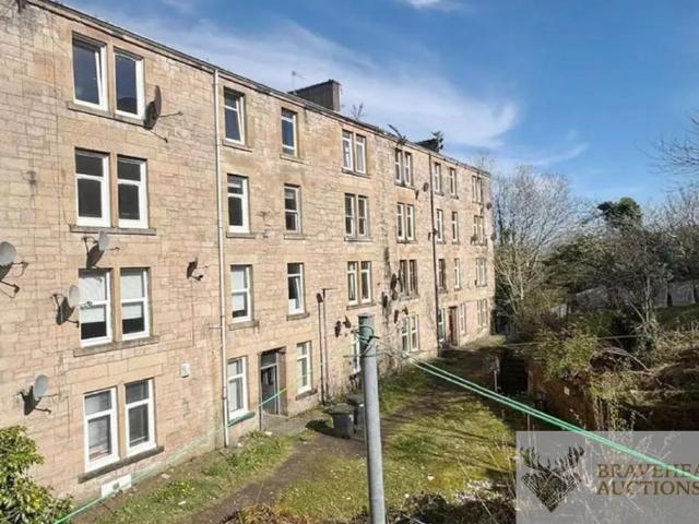 Flat for sale in Clune Park, Port Glasgow