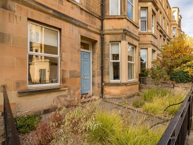 Flat for sale in Shandon, Merchiston