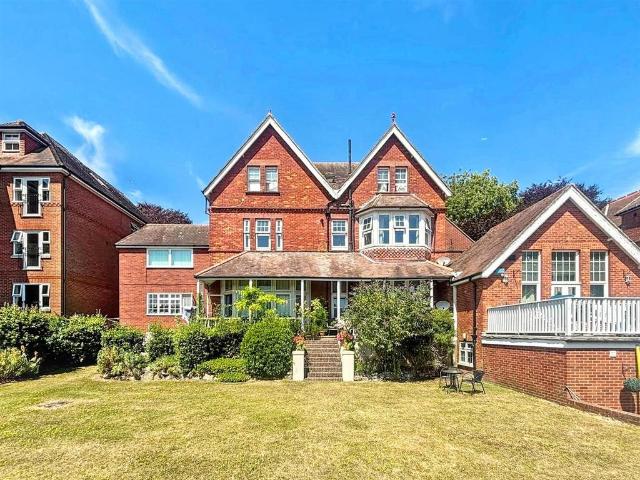 Flat for sale in Upperton, Eastbourne