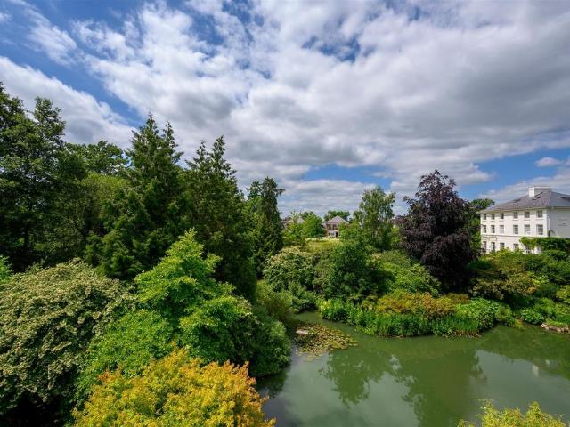 Flat for sale in Bourne Vale, Kent
