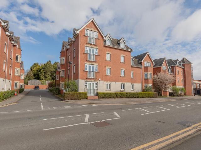 Flat for sale in Lash Hill, Barton