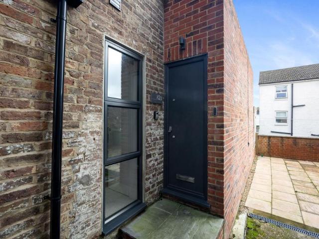 Flat for sale in St James, Sandown Park