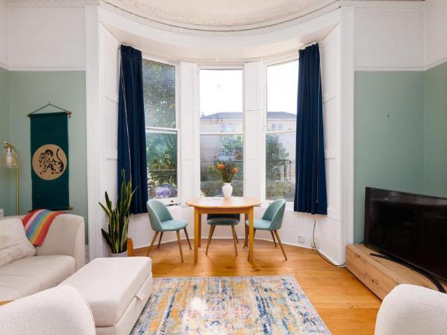 Flat for sale in Cotham, Bristol