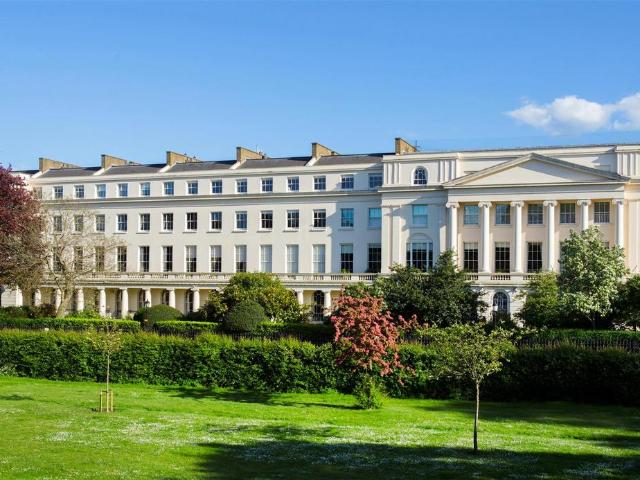 Flat for sale in Marylebone, Greater London