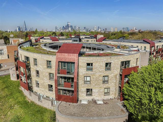 Flat for sale in Rotherhithe, Isle Of Man