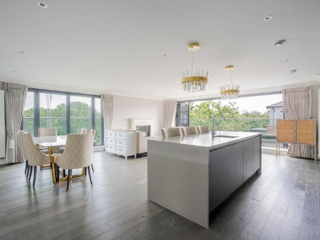 Flat for sale in Row Town, Surrey