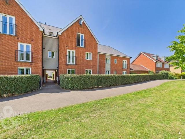 Flat for sale in East Bank, Norfolk