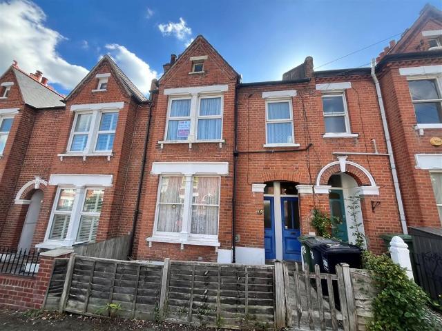 Flat for sale in London Borough of Lewisham, Greater London
