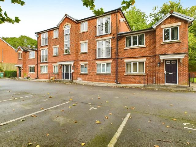 Flat for sale in Low Green, Wigan